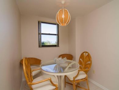 Breakfast nook